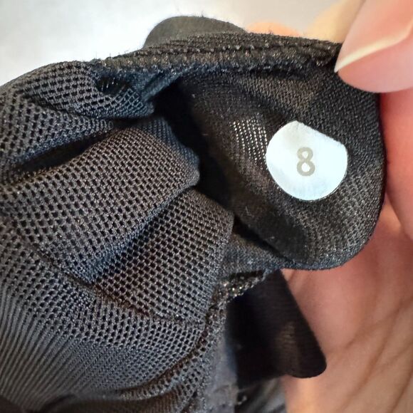 Lululemon Black Crossback Shelf Bra Tank Top Size 8 Metallic Detail - Picture 4 of 5